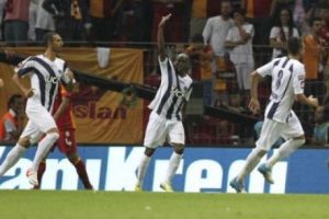 Kasımpaşa &ccedil;ıkışını s&uuml;rd&uuml;rmek istiyor!