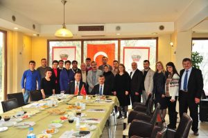 "Amacımız maddi &ccedil;ıkar elde etmek değil"