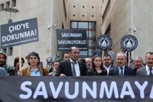 &Ccedil;ağdaş Hukuk&ccedil;ular Derneği &uuml;yeleri Avukatlar G&uuml;n&uuml;'n&uuml; kutlamayacak