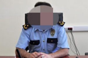 Emniyet m&uuml;d&uuml;r&uuml; g&ouml;zaltına alındı