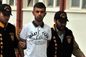Uyuşturucu almak i&ccedil;in gasp yaptı