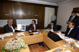 Komisyon gazetecileri dinledi