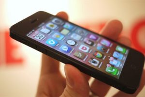 Cep telefonunda "oyun"a gelmeyin!