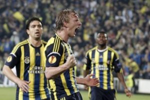 F.Bah&ccedil;e seriyi 5'e &ccedil;ıkarttı