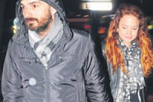 Aşkları tam gaz s&uuml;r&uuml;yor
