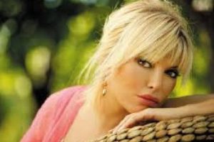 Ajda yaza Nazan'ın şarkısıyla girecek