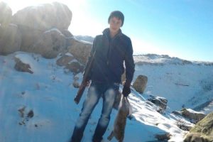 Sansar avlamak isterken kendisi vurdu