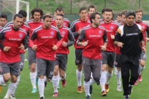 Karab&uuml;kspor Belediye'yi bekliyor!