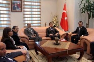 Bakanlar Diyarbakır'a &ccedil;ıkarma yaptı