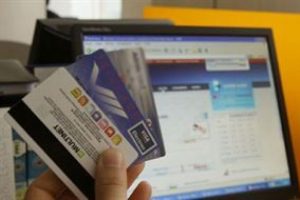 İnternet &uuml;zerinden dolandırıclığa 26 yıl ceza