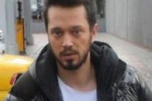Murat Boz'u &ccedil;ılgına &ccedil;eviren iddia!