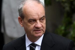 'Başbuğ'u &ouml;vmek su&ccedil;'