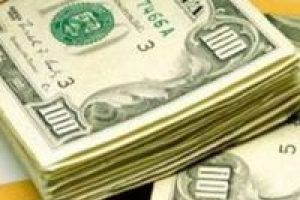 Dolar ve euro d&uuml;ş&uuml;şle başladı