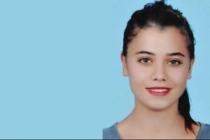 Tuğ&ccedil;e y&uuml;r&uuml;mek istiyor