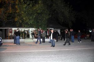 K&ouml;y kahvesinde pompalı dehşeti