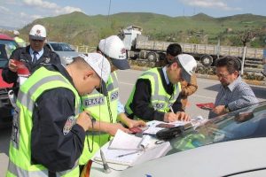 Trafik cezasını erken &ouml;demeyene şok!