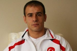 &Uuml;mit Şamiloğlu spora geri d&ouml;nd&uuml;