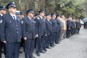Şehit polisler mezarları başında anıldı