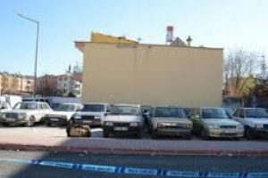 'Otomobil &ccedil;etesi'ne operasyon: 20 g&ouml;zaltı