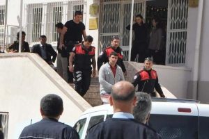 Lisede bildiri gerginliği