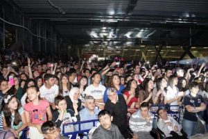 Engellilere ve başarılı &ouml;ğrencilere konser