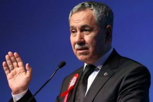 "Muharrem İnce &ouml;rg&uuml;t elebaşı gibi davrandı"