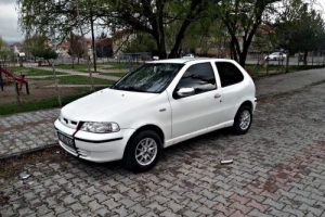 Gaz ka&ccedil;ıran &ccedil;akmağı yakınca elleri, y&uuml;zleri yandı