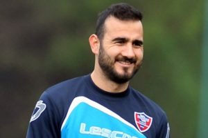 G&ouml;khan &Uuml;nal şeytanın bacağını kırdı