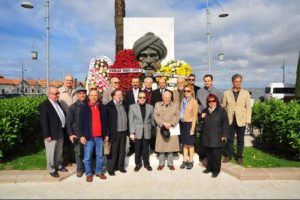 Anma t&ouml;reninde mimarlardan eleştiri