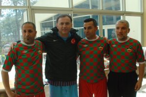 "Trabzonspor'un durumu i&ccedil;imi acıtıyor"