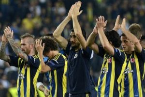 Fenerbah&ccedil;e tarih yazmak istiyor