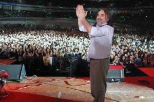 'Ablam bu &uuml;lkede temizlik&ccedil;i olarak &ccedil;alıştı'