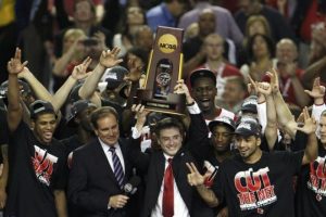 Şampiyon Louisville!