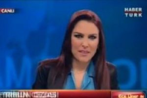 Ece &Uuml;ner'den canlı yayında ilgin&ccedil; gaf