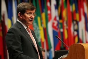 Davutoğlu'ndan kimyasal silah &ccedil;ağrısı