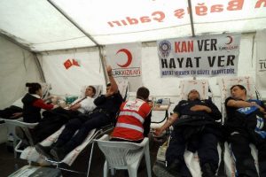 76 &uuml;nite kan toplandı, hedef 168 &uuml;nite
