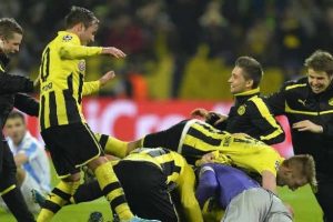 Dortmund, Malaga'yı uzatmalarda yıktı...