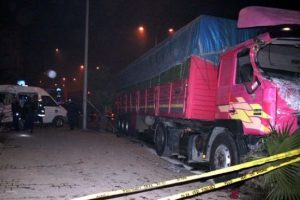 Zincirleme kaza: 35 yaralı