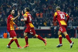 Galatasaray kasasını doldurdu