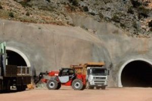 Turizm cennetleri t&uuml;nellerle yakınlaşacak