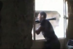Esad askerleri tarafından b&ouml;yle &ouml;ld&uuml;rd&uuml;!