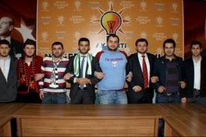 AK Parti Nil&uuml;fer Gen&ccedil;lik'ten anlamlı destek