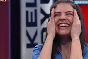Adriana Lima'ya benzeyen yarışmacının talihsizliği