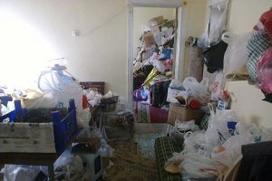 Belediyeden &ccedil;&ouml;p ev temizliği