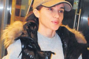 G&uuml;lşen'in şipşak alışverişi