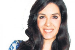 Ahu Yağtu kendisi i&ccedil;in poz verdi