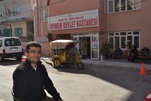 Tepkiler artınca 'T.C.' yazılı tabela yeniden asıldı