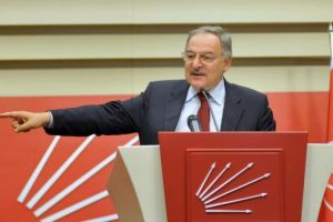 "G&uuml;c&uuml;n yetiyorsa, arkasında durabileceksen dokunulmazlığımızı kaldır"