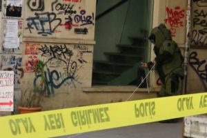 İstanbul Barosu &ouml;n&uuml;nde bomba alarmı