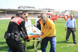 Hava ambulansı hayat kurtardı